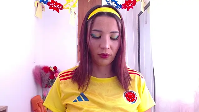 sapphiresexyhot online show from June 2026 07:02:02 PM