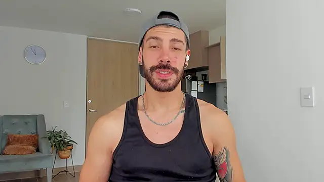 Guyinthemountain online show from February 2025 07:38:02 PM