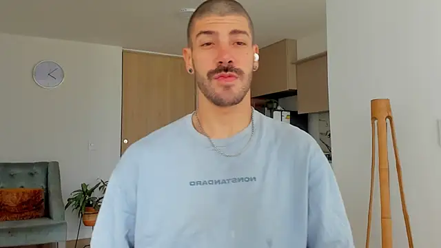 Guyinthemountain online show from January 2025 12:54:02 PM