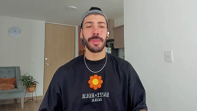 Guyinthemountain online show from February 2025 03:32:01 PM