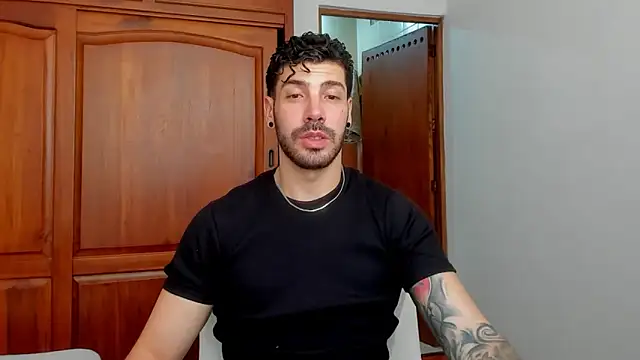 Guyinthemountain online show from May 2026 05:57:01 PM