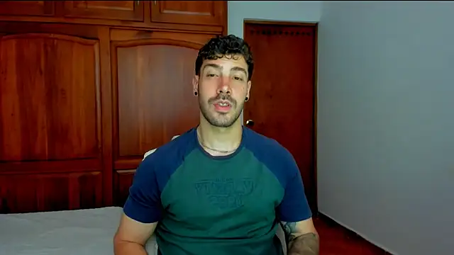 Guyinthemountain online show from May 2026 01:25:01 PM