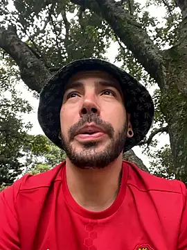 Guyinthemountain online show from September 2025 09:29:01 PM