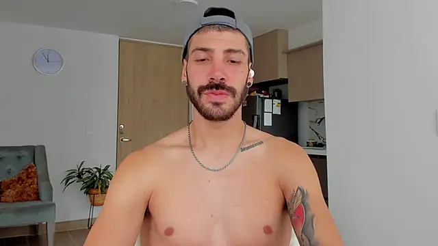 Guyinthemountain online show from February 2025 09:25:02 PM