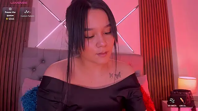 alisson sanders online show from April 2026 01:37:02 PM