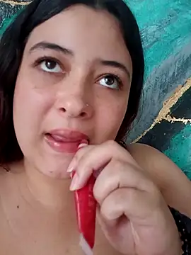 Snapshot of JulietaKane chatting on February 2026 09:20:01 PM JulietaKane online show from February 2026 09:20:01 PM