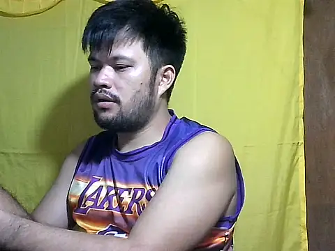 Snapshot of HairyHottestpinoyHandsome chatting on June 2026 05:44:01 PM HairyHottestpinoyHandsome online show from June 2026 05:44:01 PM