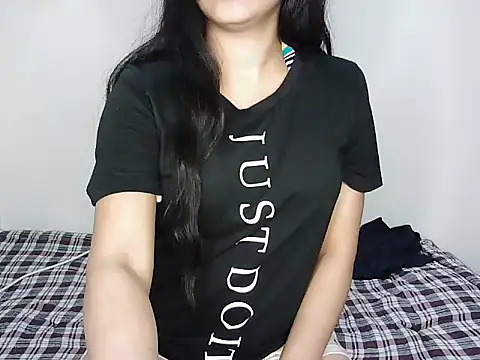 Snapshot of DILRUBA-JAN chatting on March 2025 11:02:02 PM DILRUBA-JAN online show from March 2025 11:02:02 PM