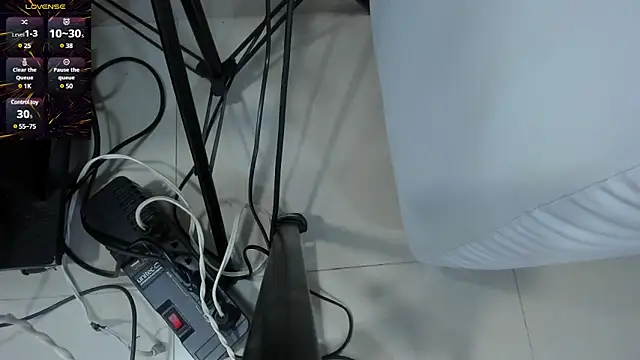 TOWERS21  online show from February 2025 02:07:01 AM