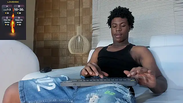 TOWERS21  online show from January 2025 08:28:01 PM