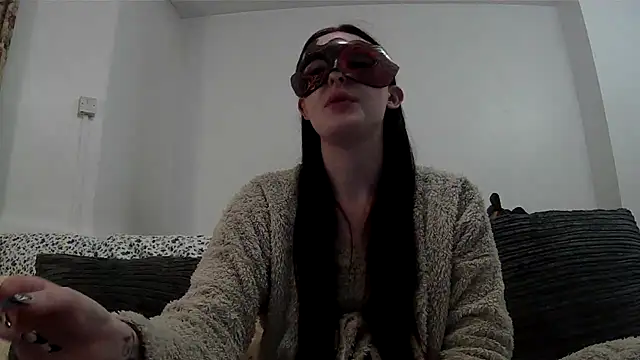 LexiSnowUK online show from March 2026 09:46:02 PM