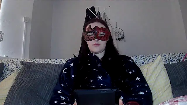 LexiSnowUK online show from January 2026 10:08:02 AM