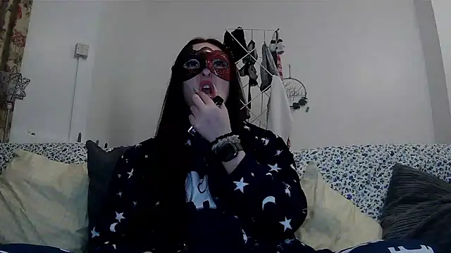 LexiSnowUK online show from January 2026 09:41:02 PM