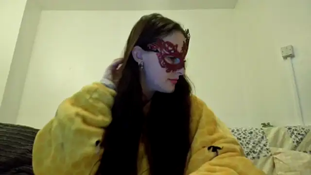 Snapshot of LexiSnowUK chatting on December 2025 10:16:02 AM LexiSnowUK online show from December 2025 10:16:02 AM