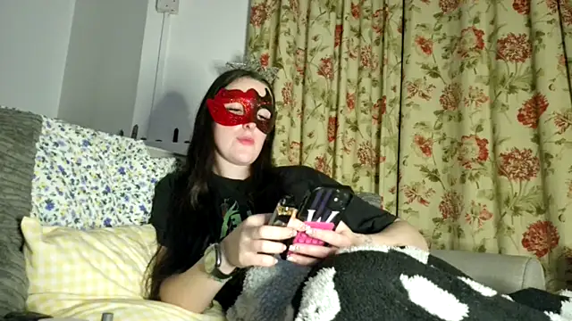 Snapshot of LexiSnowUK chatting on December 2025 09:31:02 PM LexiSnowUK online show from December 2025 09:31:02 PM