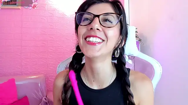  jade white  online show from March 2025 12:46:01 PM