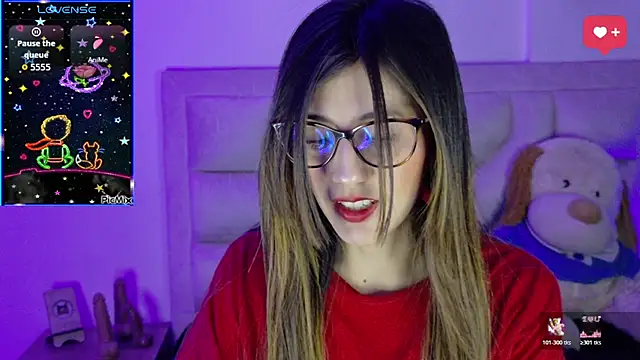  jade white  online show from April 2026 12:22:01 PM