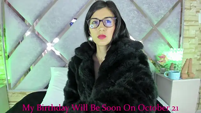  jade white  online show from September 2025 01:00:01 PM