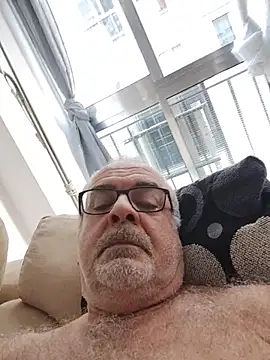 Satiro Sevilla online show from October 2025 04:50:01 PM