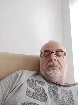 Satiro Sevilla online show from April 2026 02:12:02 PM