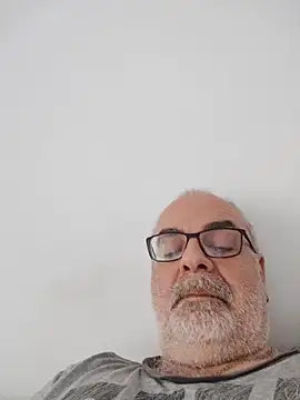 Satiro Sevilla online show from February 2026 04:19:01 PM