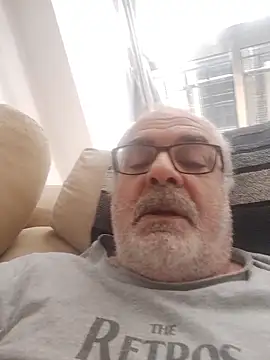 Satiro Sevilla online show from October 2025 03:22:01 PM