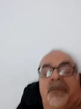 Satiro Sevilla online show from October 2025 09:05:02 PM