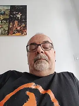 Satiro Sevilla online show from October 2025 02:07:01 PM