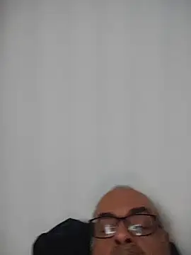 Satiro Sevilla online show from November 2025 03:10:02 AM