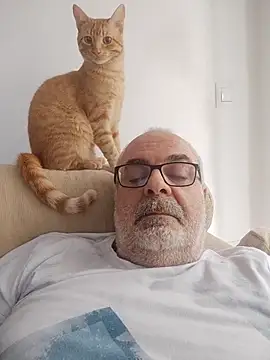 Satiro Sevilla online show from November 2025 03:38:01 PM