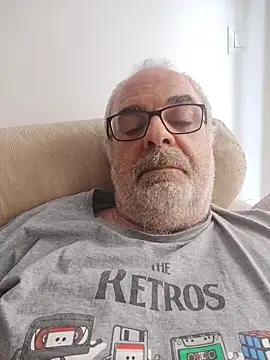 Satiro Sevilla online show from October 2025 04:08:02 PM