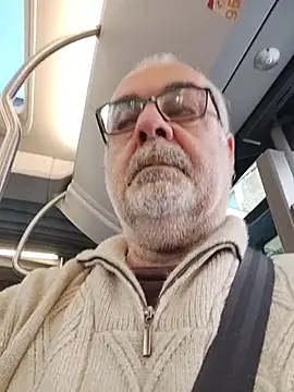 Satiro Sevilla online show from December 2025 03:46:02 PM