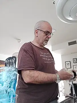 Satiro Sevilla online show from November 2025 11:26:02 AM