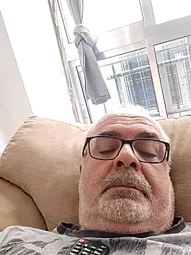 Satiro Sevilla online show from September 2025 01:39:01 PM