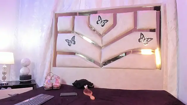 Strella ferrera online show from March 2026 05:55:02 AM