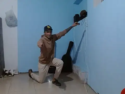 latino hotxxx online show from January 2026 02:15:01 AM