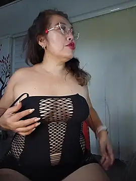 anniecoopeer online show from February 2026 11:50:02 AM