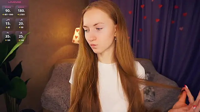 EsmaCarll online show from February 2025 08:28:02 PM