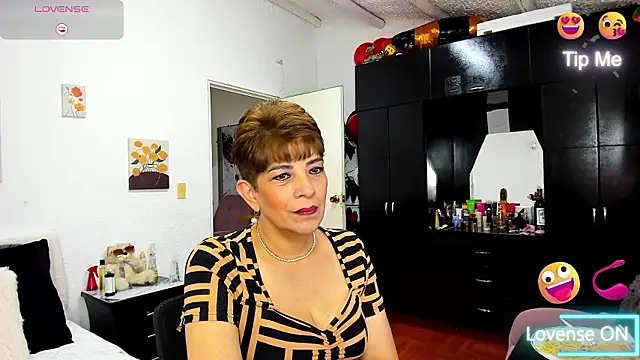 Angelina Stone 65 online show from February 2026 08:20:01 PM