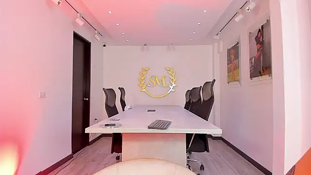 Snapshot of NairobiLee chatting on January 2026 10:30:02 AM NairobiLee online show from January 2026 10:30:02 AM