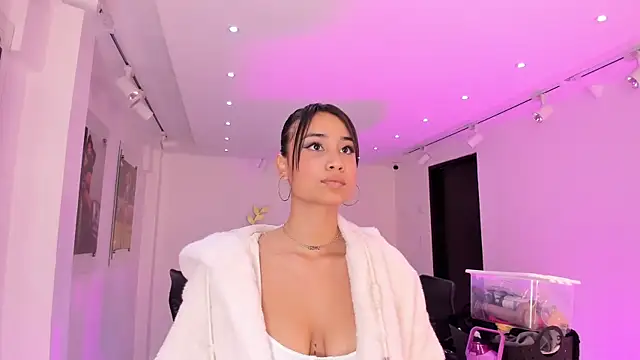 NairobiLee online show from October 2025 10:25:01 AM