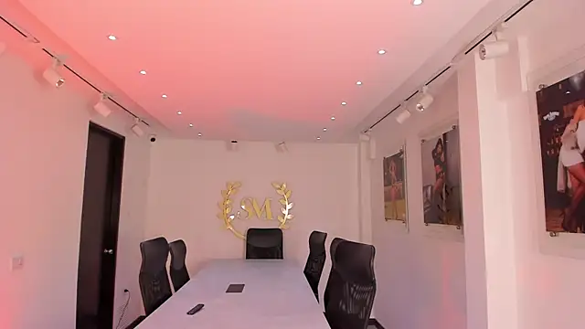 NairobiLee online show from November 2025 11:11:02 AM