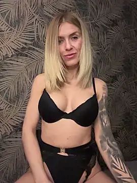 BlueEyesCarole online show from March 2025 06:07:02 PM