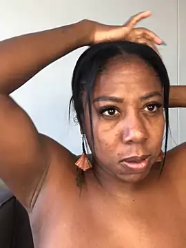 IsabellaaSmith online show from January 2025 01:02:01 PM