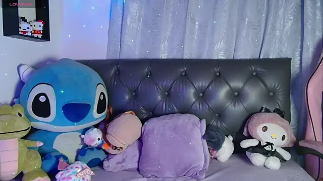 evie cloud online show from February 2026 09:03:02 PM