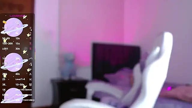 Snapshot of evie_cloud chatting on November 2025 11:20:01 PM evie cloud online show from November 2025 11:20:01 PM