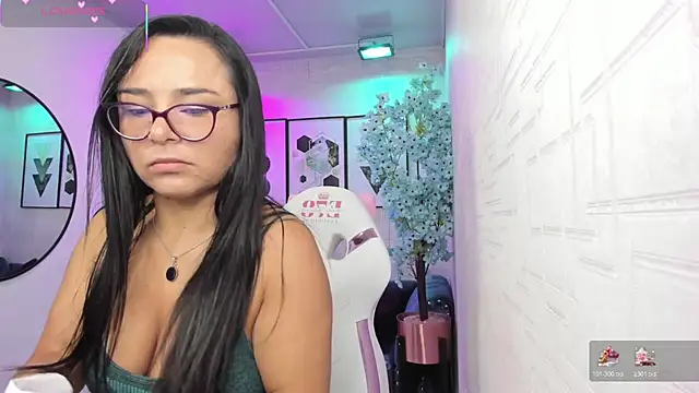 Tiara rr online show from March 2026 03:39:02 AM