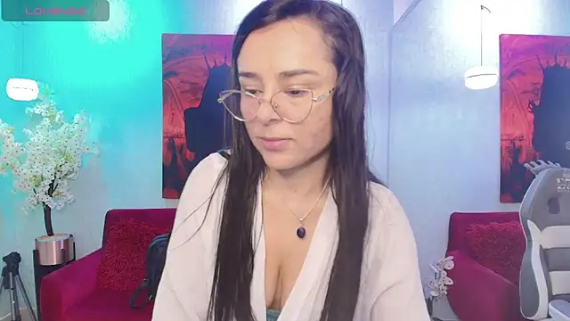 Tiara rr online show from December 2025 07:40:01 PM