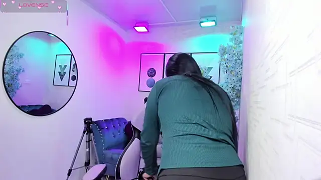 Tiara rr online show from April 2026 03:19:01 AM