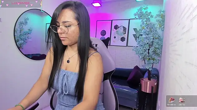 Tiara rr online show from March 2026 03:48:01 AM